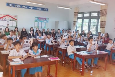 Sinh hoạt chuyên môn Cụm tại trường TH Tịnh Đông